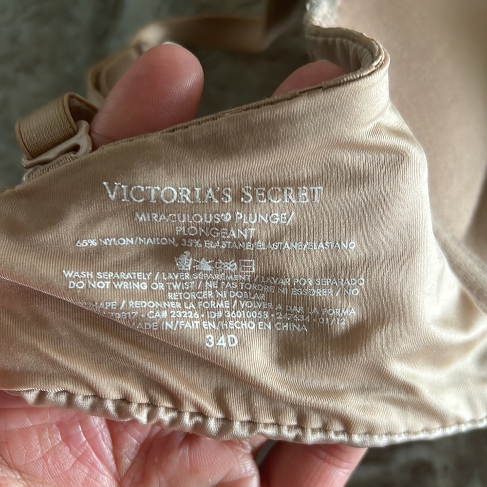 Bombshell Bra - image 2